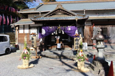 【巖室神社】金谷駅から徒歩約2分、お正月に御朱印をいただくことができました。【前編】